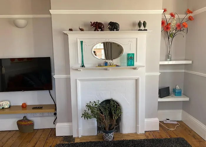 Herne Bay Central - 2 Minutes From Beach Apartment