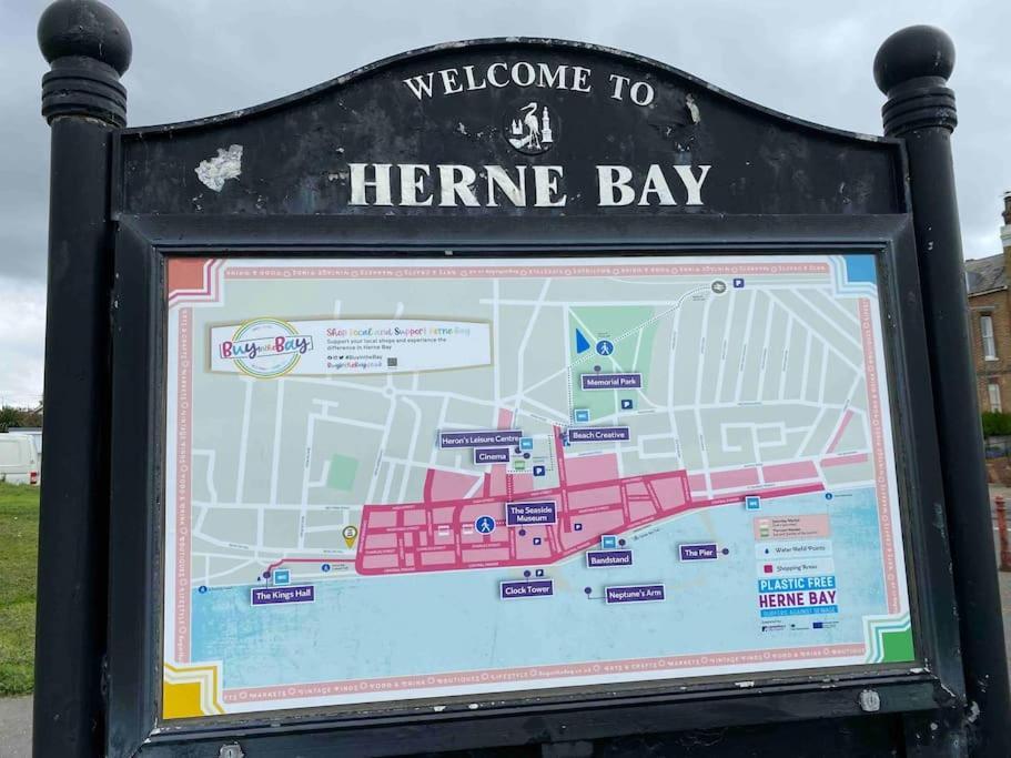 - 2 Minutes From * Herne Bay