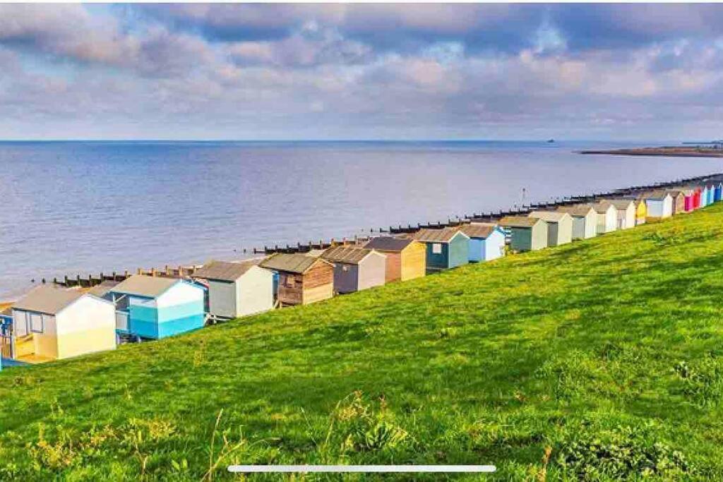 - 2 Minutes From Apartment