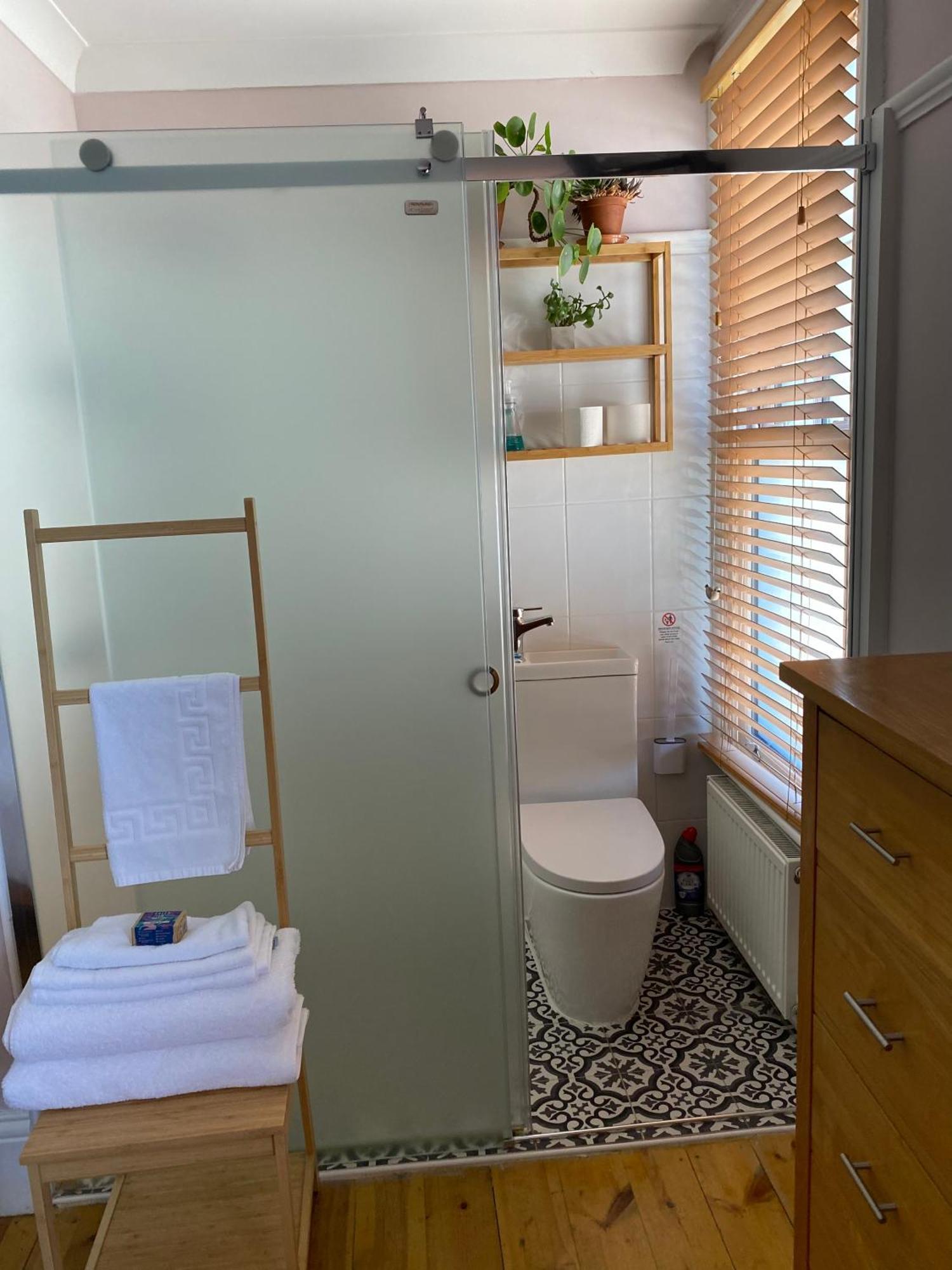 - 2 Minutes From Apartment Herne Bay