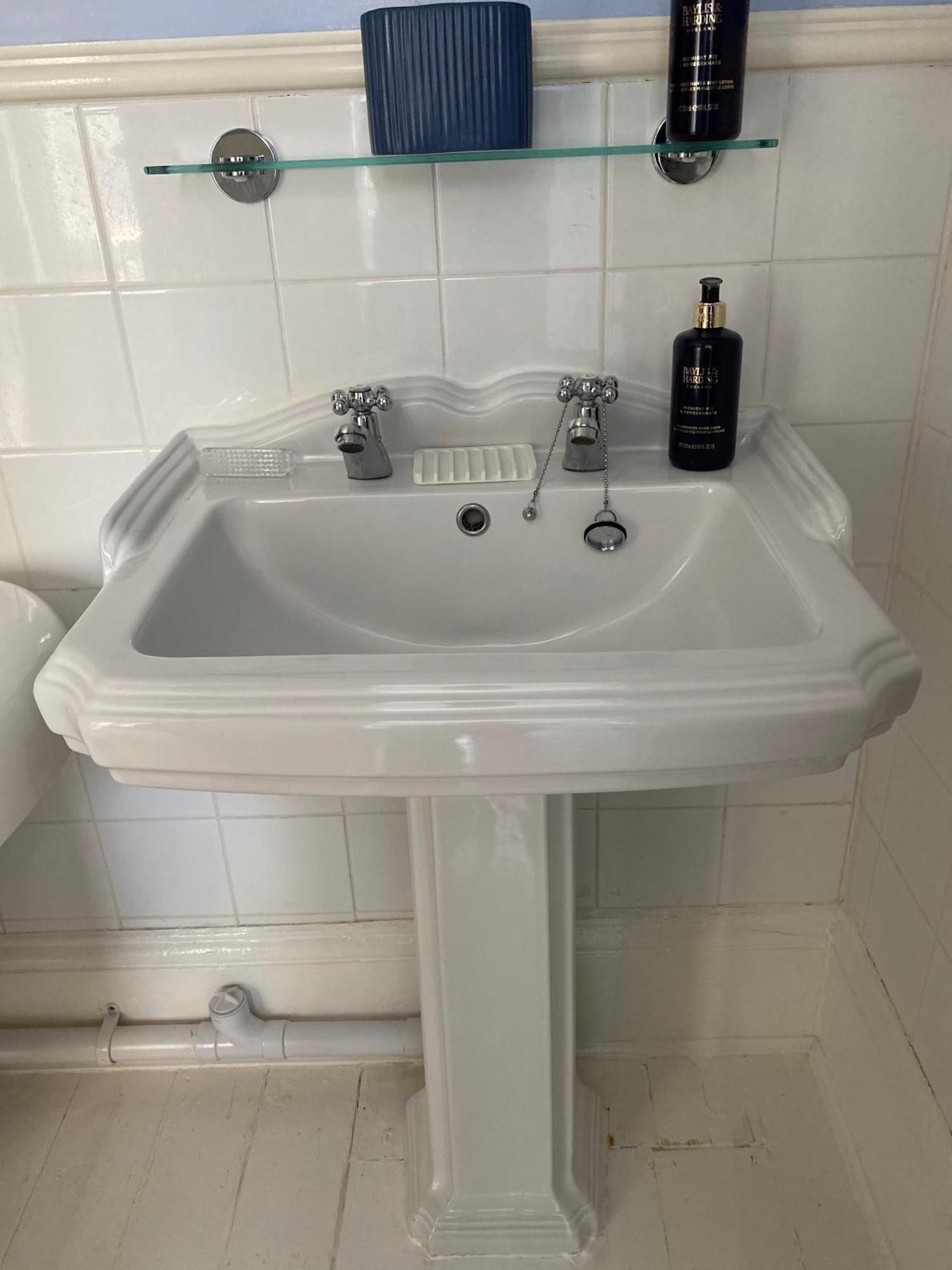 - 2 Minutes From Apartment